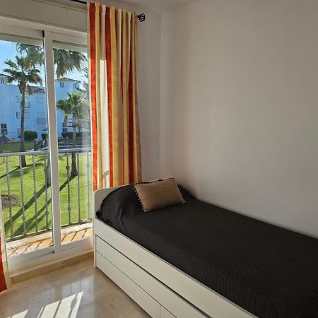 3 Bedrooms With Pool & Parking, Close To Sea And Gibraltar Manilva Exterior foto